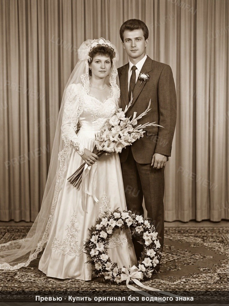 Промт для восстановления свадебного фото 90-х годов в сепии