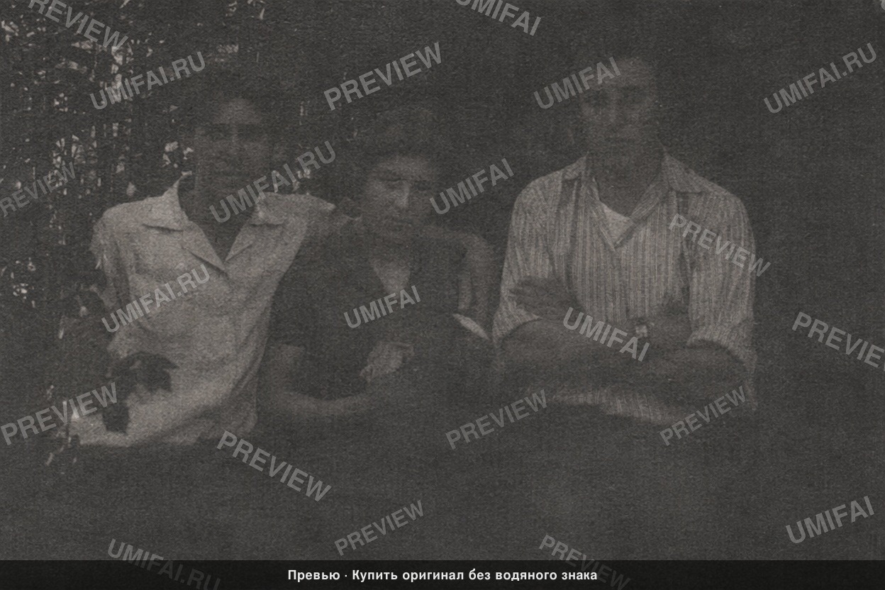 Промт для архивного восстановления исторических ч/б фотографий