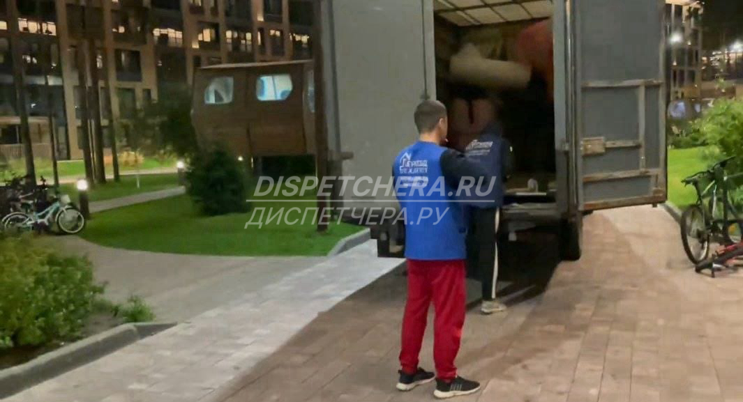 Выполним доставку с гарантией кровати Хабаровскому краю, в мебельном фургоне Хабаровскому краю, в мебельном фургоне