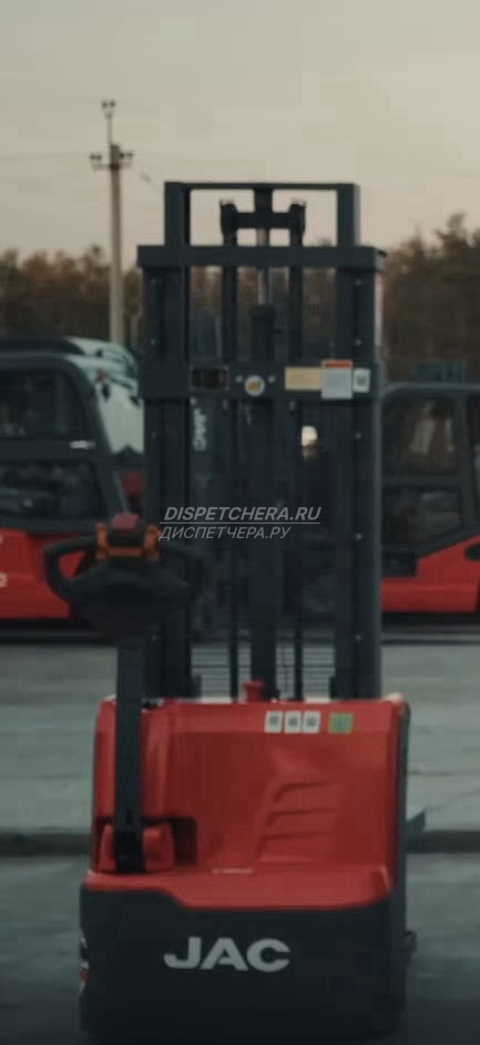 Спецтехника для перевозки гусеничного экскаватора Алтайскому краю