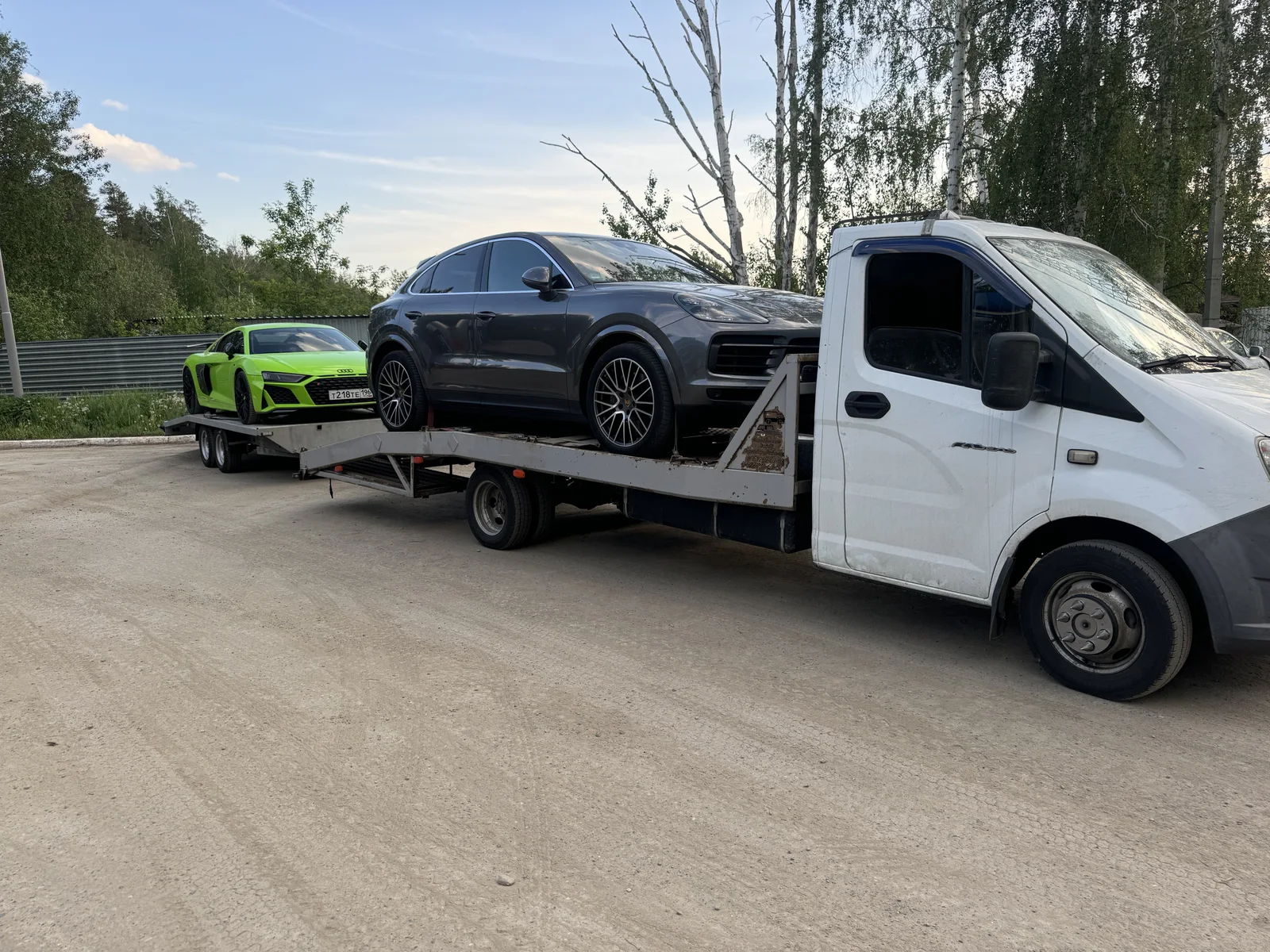 Эвакуатор АВТОВОЗ на 2 АВТО. Миниавтовоз по Москве, Москва и области