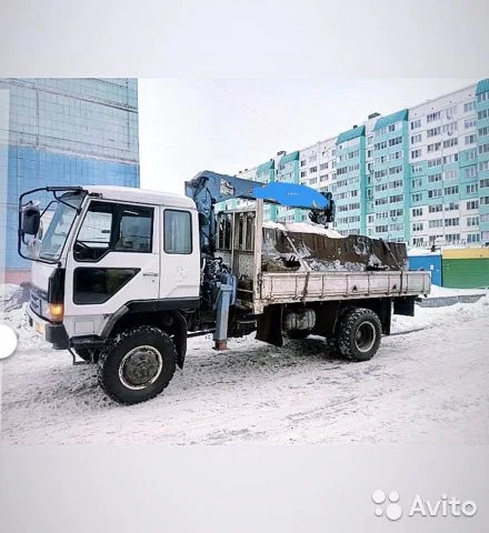 Транспортировка компрессора и генератора без выходных по Petrodvorets, Санкт-Петербургу