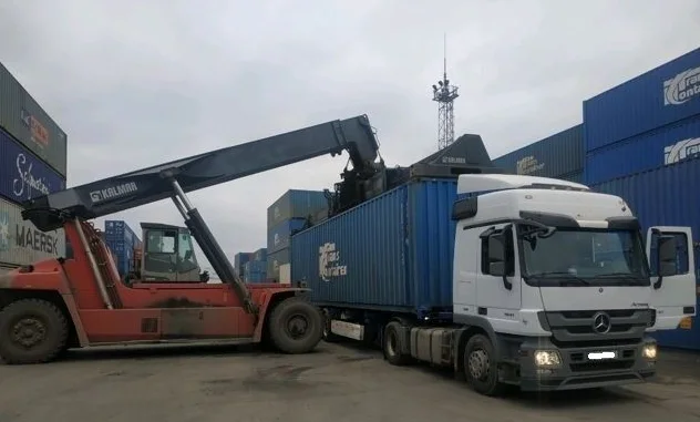 Контейнеровоз без выходных по Акъяру, Башкортостану