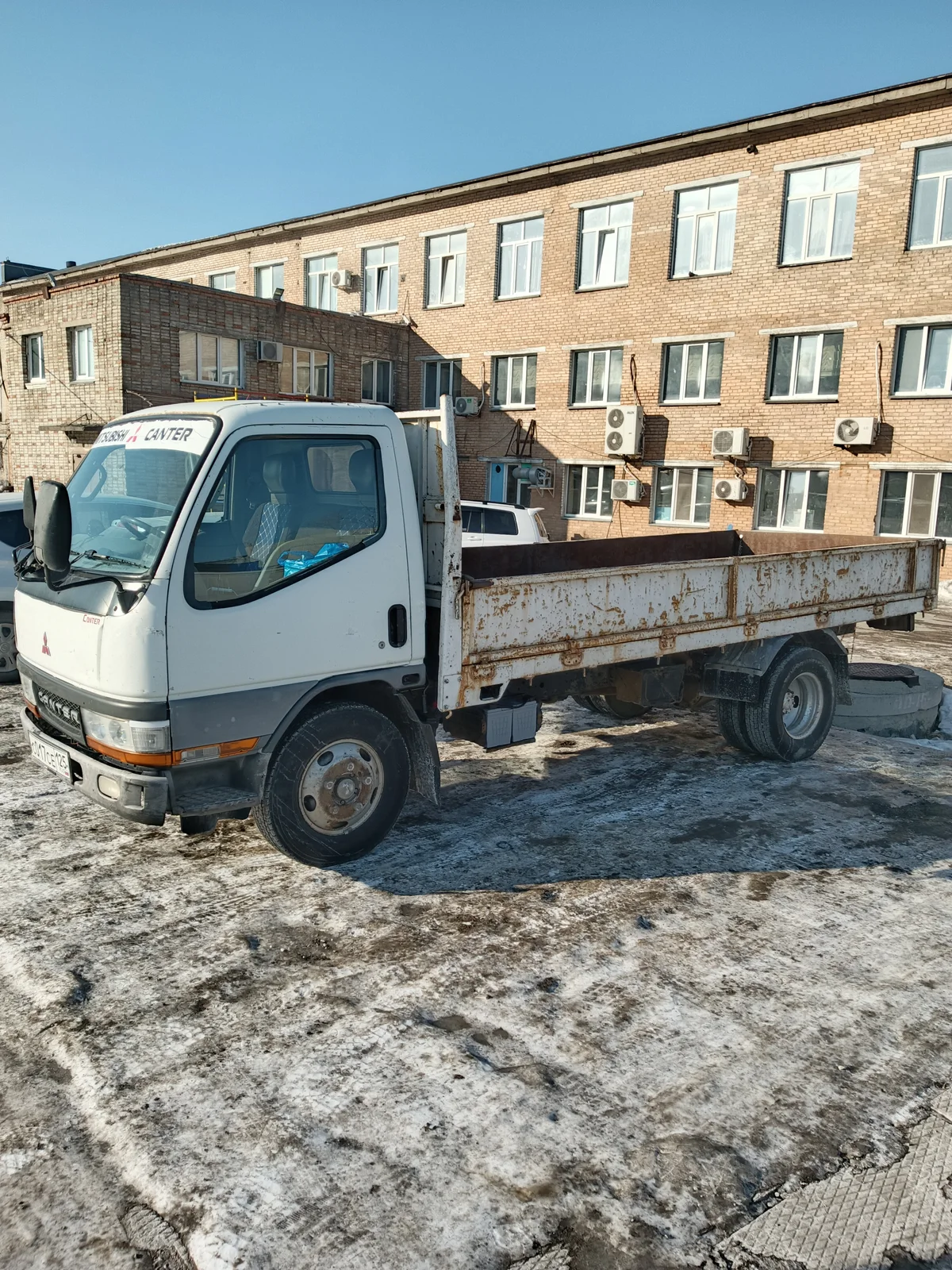 Транспортируем экскаватор Тверской области, с возможностью возврата Тверской области, с возможностью возврата