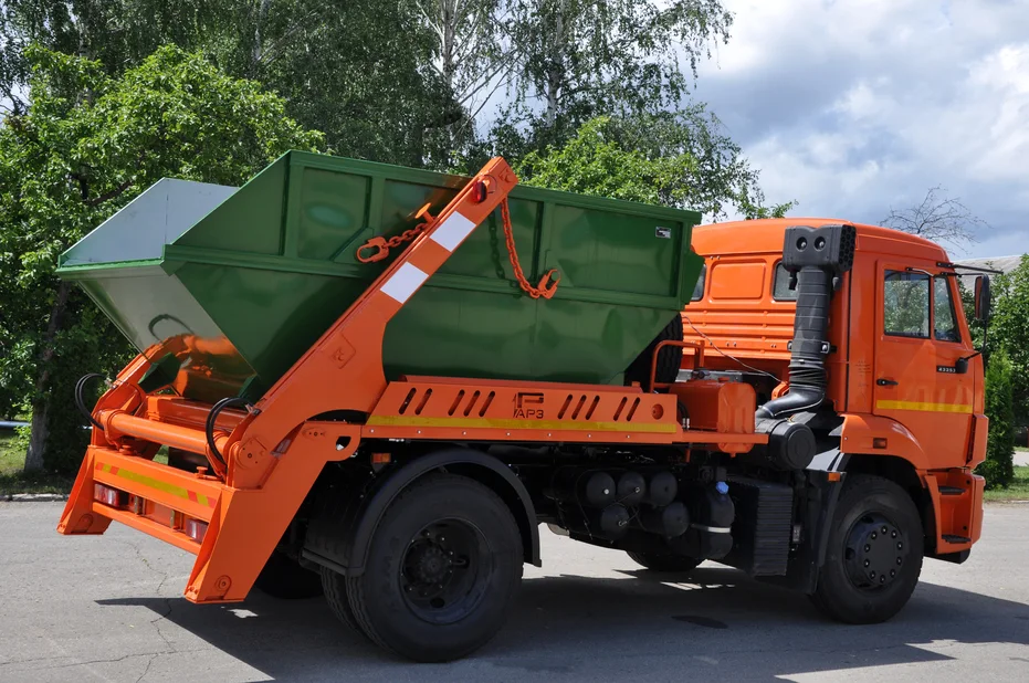 Мусоровоз без выходных по Виноградныю, Краснодарскому краю