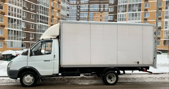Заказать переезд магазина из Боровского по Тюмени, попутно