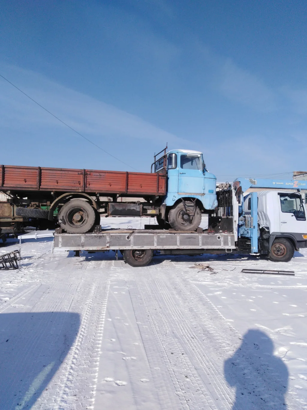 Транспортировка погрузчика по Сторожевае, Карачаево-Черкессии