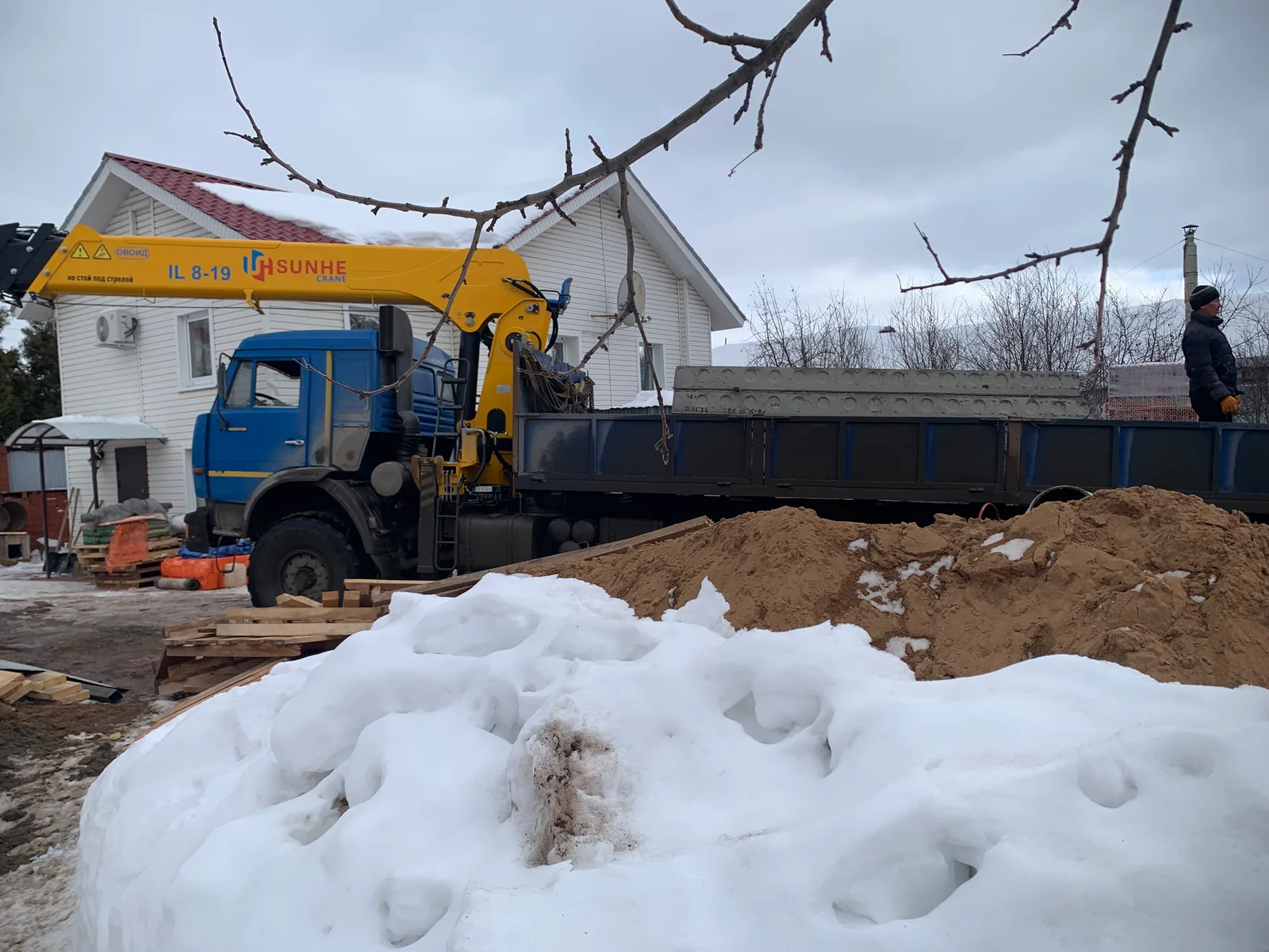Гарантируем надежную отправку прицепа-фургона спецтранспортом по Назрани, Ингушетии, Ингушетии