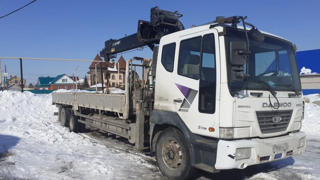 Транспортировка компрессора и генератора по Кормиловке, Омской области
