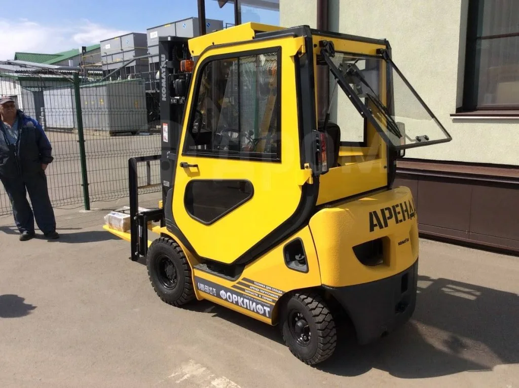 Вилочный погрузчик Komatsu в аренду по Биробиджану, Биробиджану
