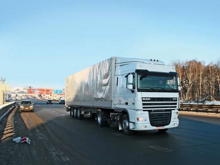 Фура штора, все растентовки, 20тонн, 90м3,Даф по Дубки, Дубки