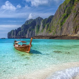 Райский залив Майя