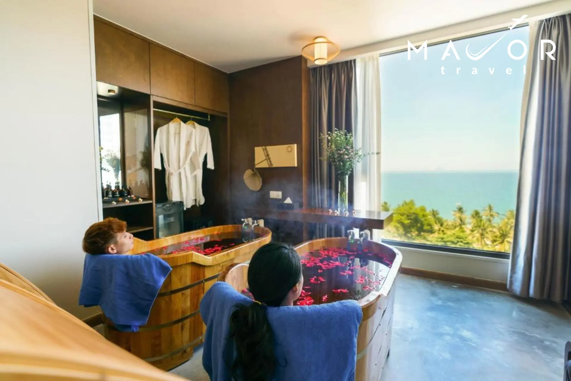 DTX Hotel 4*