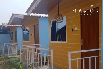 Sydney X Cafe & Beach Huts