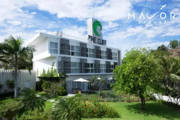 The Cliff Resort and Residences 4*