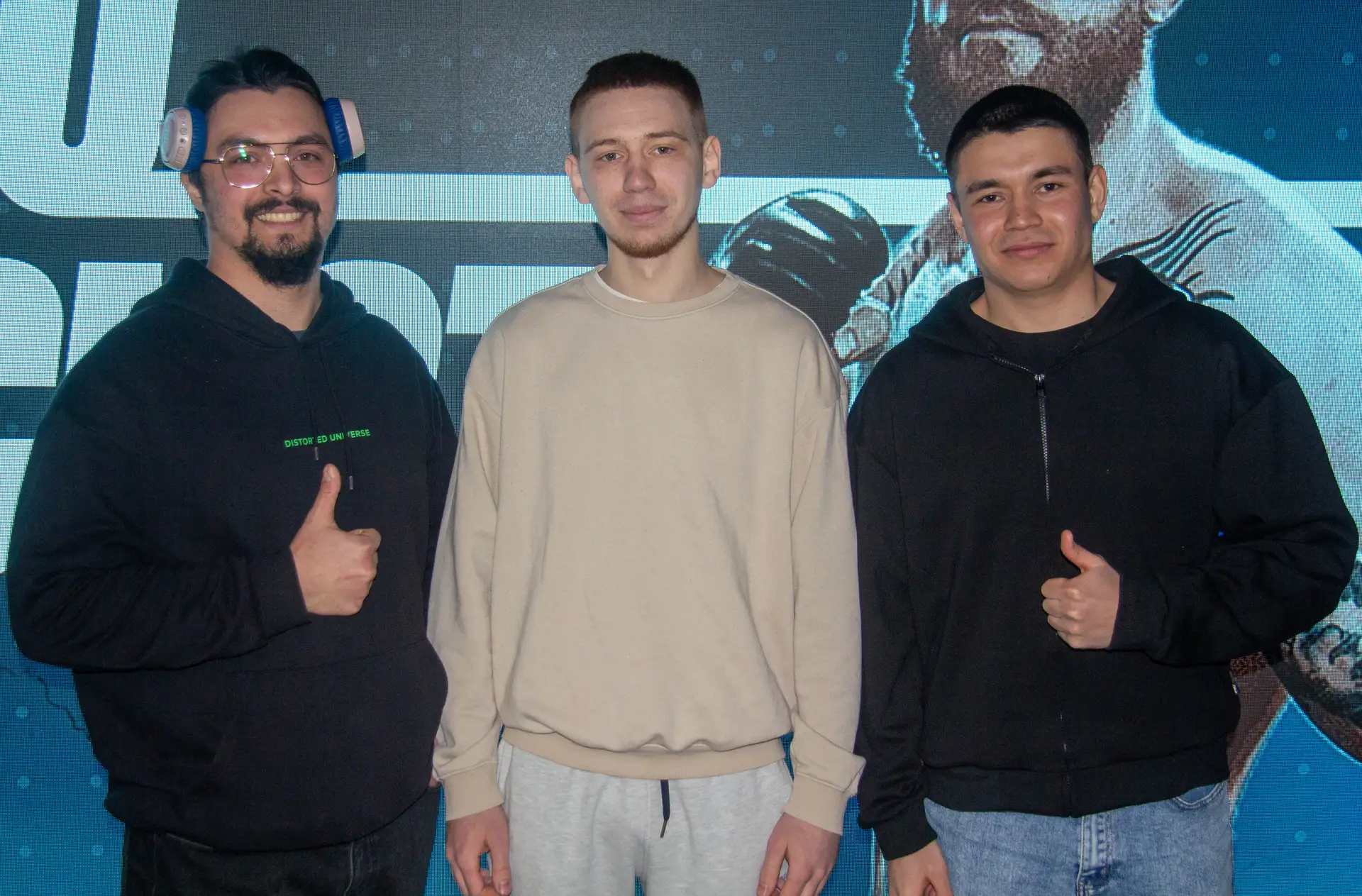 Финалисты LAN-турнира по UFC 5