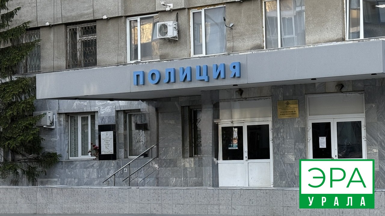 В Сургуте возле здания вуза обнаружили труп мужчины