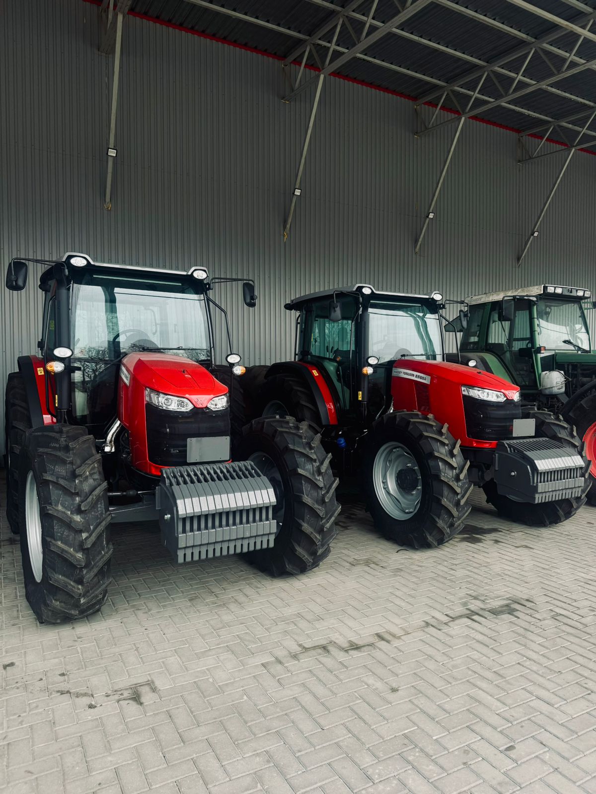 Massey Ferguson 6713