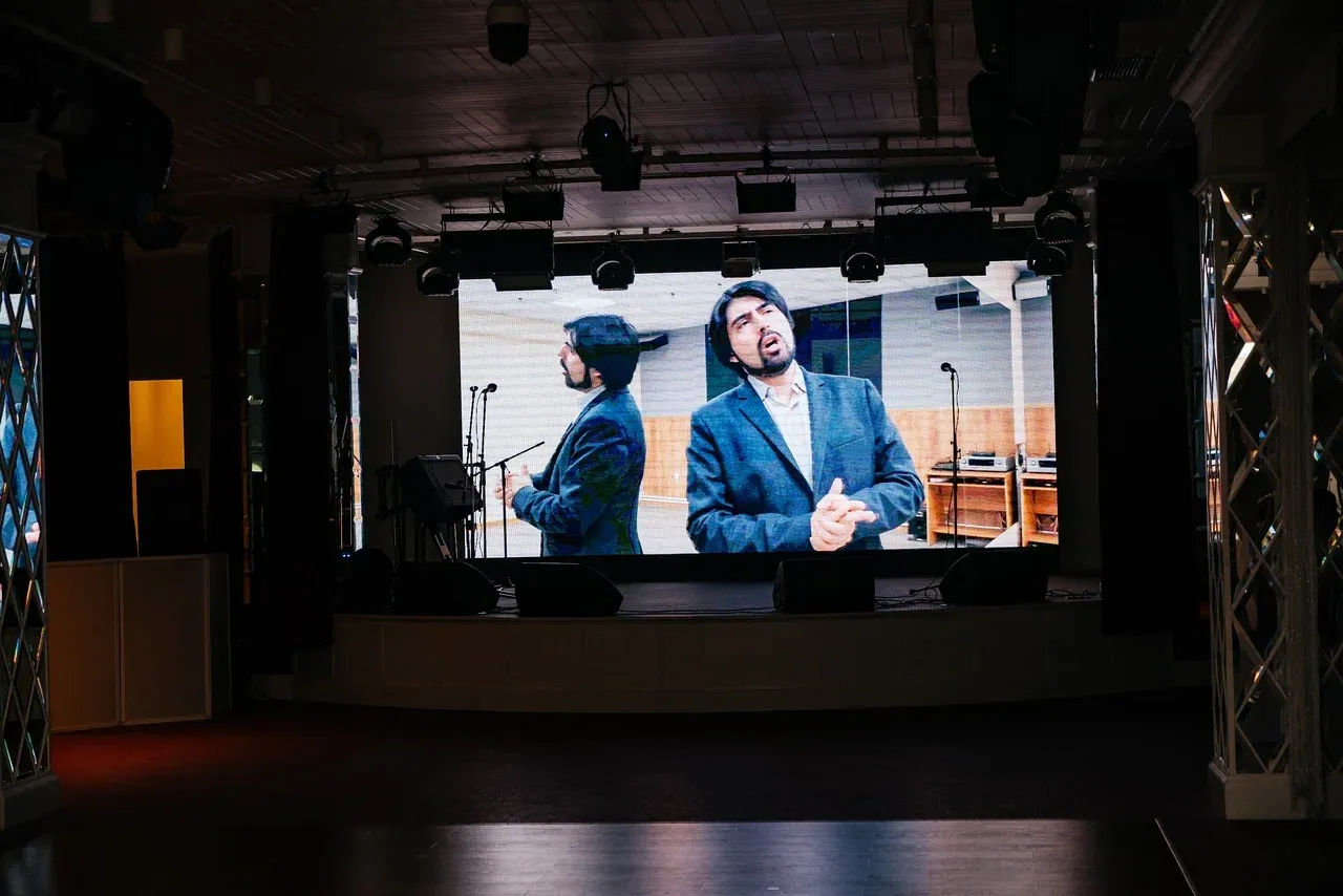 ARM09696.jpg ARM09696.jpg