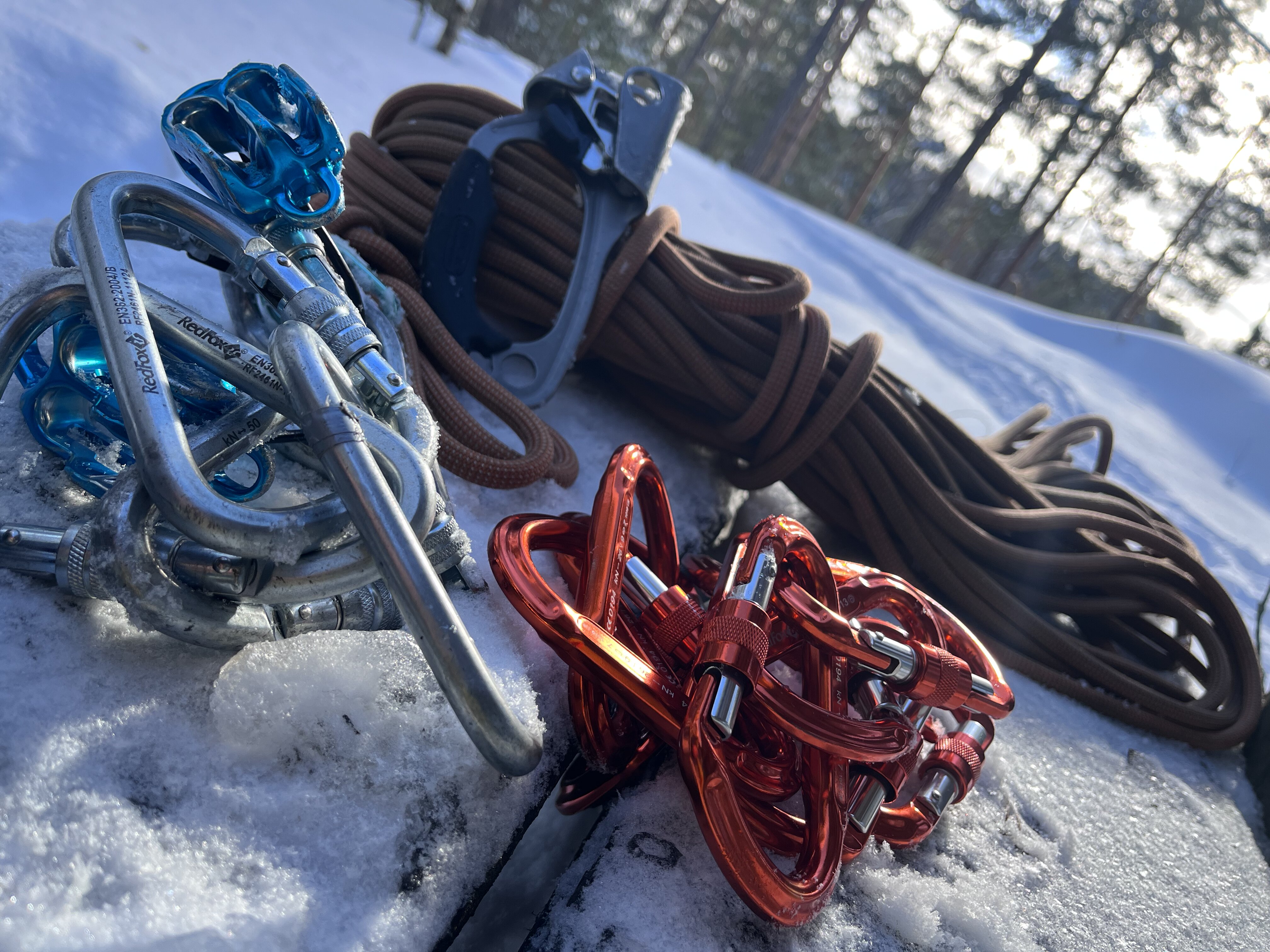 альпинизм зимой на выходные в Ленобласти и Карелии