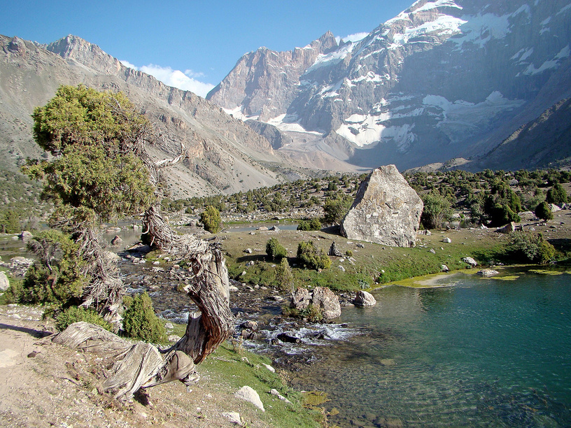 Озеро в Фанских горах