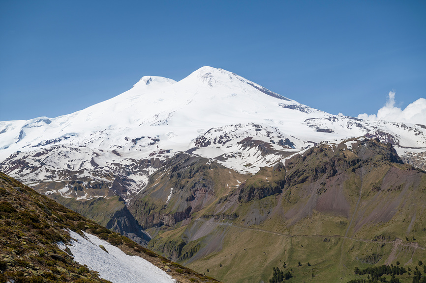 эльбрус летом