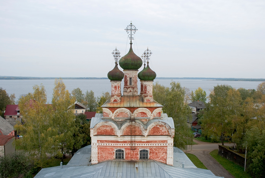 Купола Троицкого собора в Осташкове