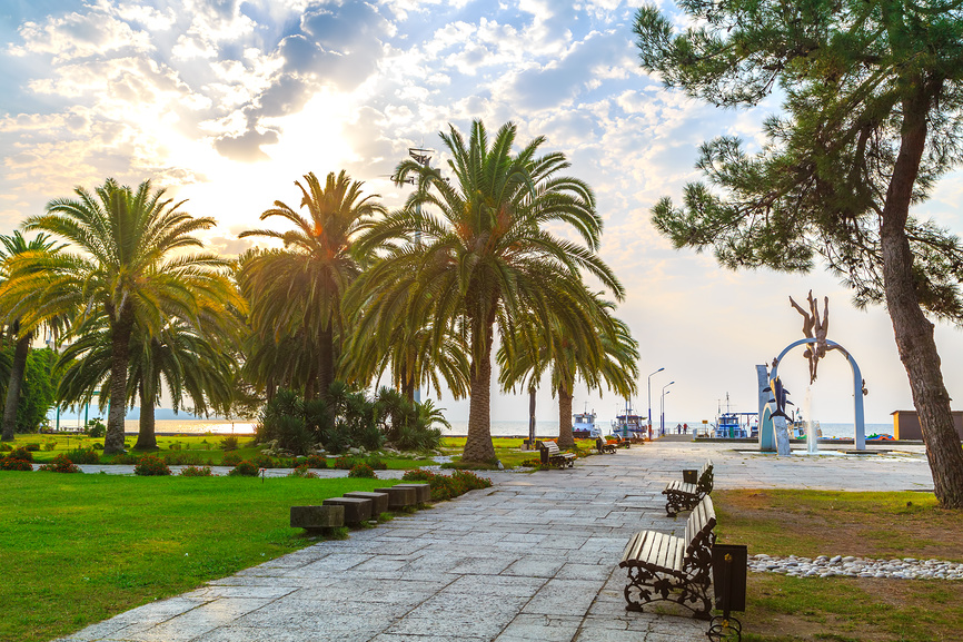 набережная пицунды