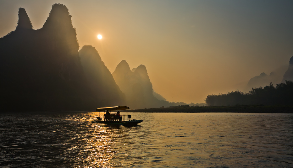 Закат на реке Ли округ Гуйлинь