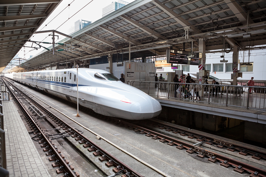 Скоростной поезд Синкансен