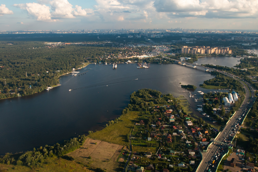 Клязьминское водохранилище, Дмитровское шоссе