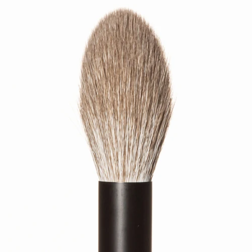 Купить Кисть для нанесения сухих текстур Makeup Brush 13 Hughlight Brush от BEAUTYDRUGS