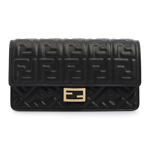 Купить сумка Wallet On Chain Baguette от Fendi