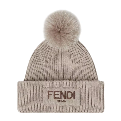 Купить шапка от Fendi