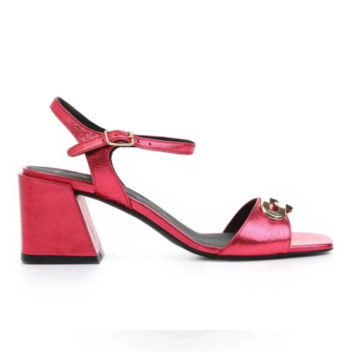 Купить босоножки от Furla