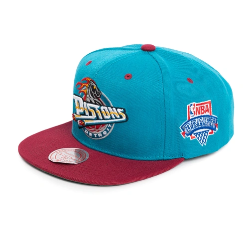 Купить Бейсболка Detroit Pistons Jumbotron от MITCHELL&NESS