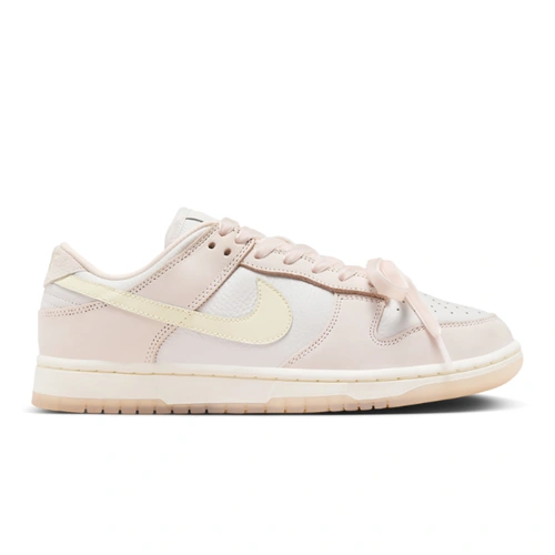 Купить кроссовки Dunk Low Light «Soft Pink» от Nike