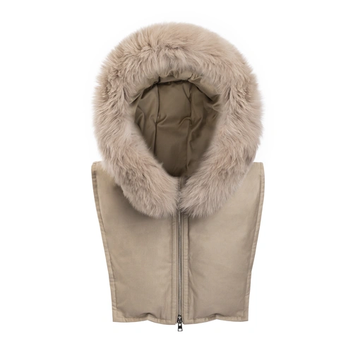 Купить капюшон от Yves Salomon