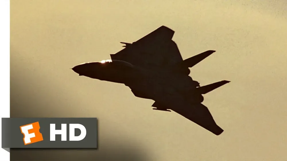 Top Gun (4/8) Movie CLIP - Buzzing the Tower (1986) HD