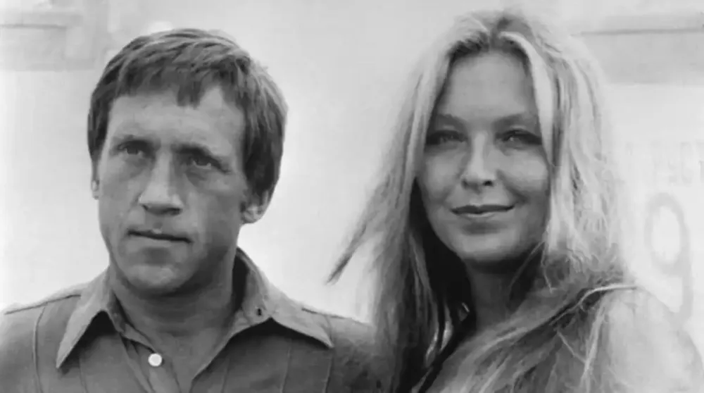 Владимир Высоцкий (психопатичный мужчина) и Марина Влади (истероидная женщина)