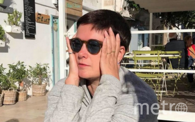Не обнимайте меня, пожалуйста