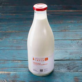 Молоко коровье обезжиренное 2,5% ~ 1 л