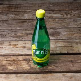 Вода минеральная газированная со вкусом лимона Perrier ~ 0,5 л