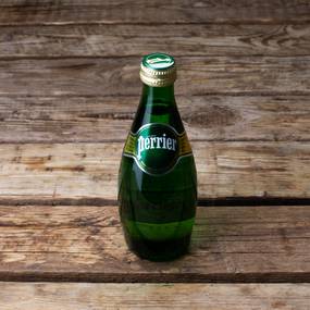 Вода минеральная газированная Perrier ~ 0,33 л