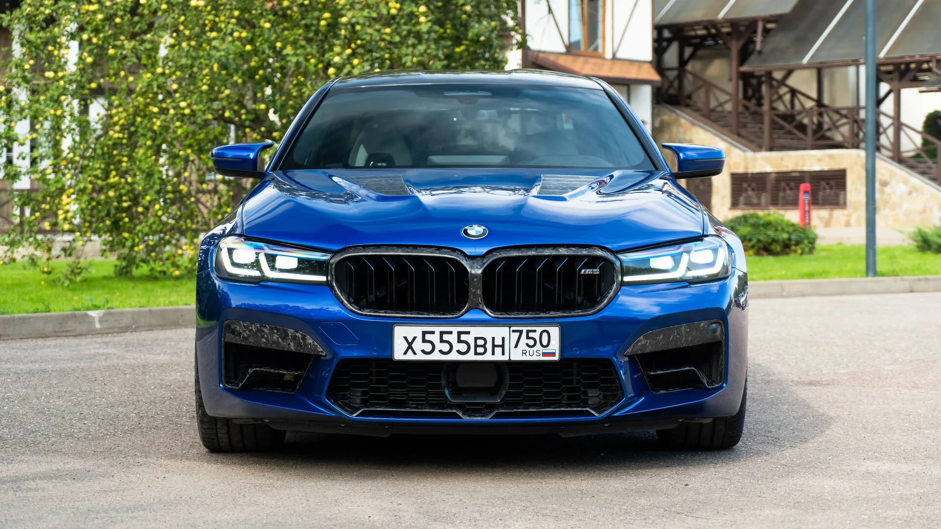 BMW M5 Competition — 2