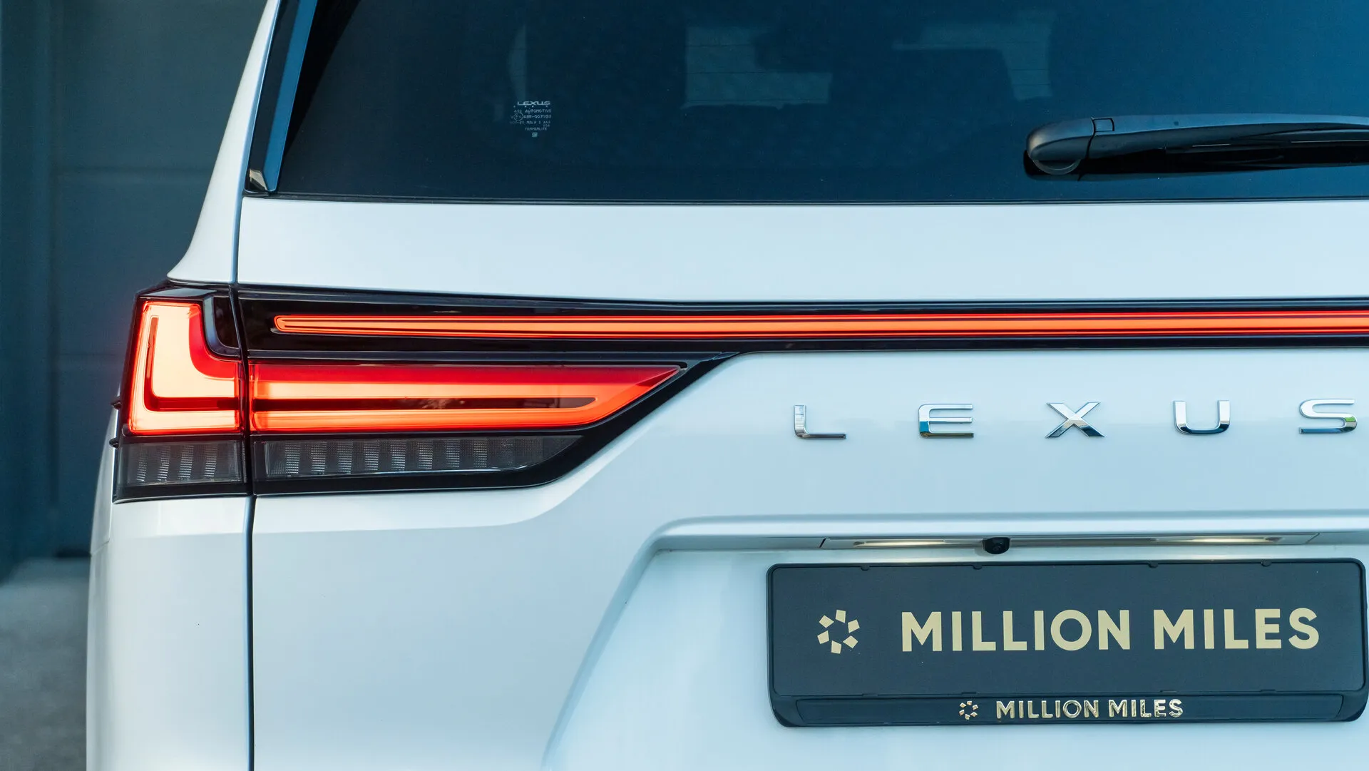 Lexus LX — 8