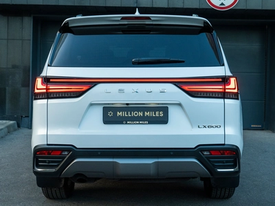 Lexus LX, Iv - 7