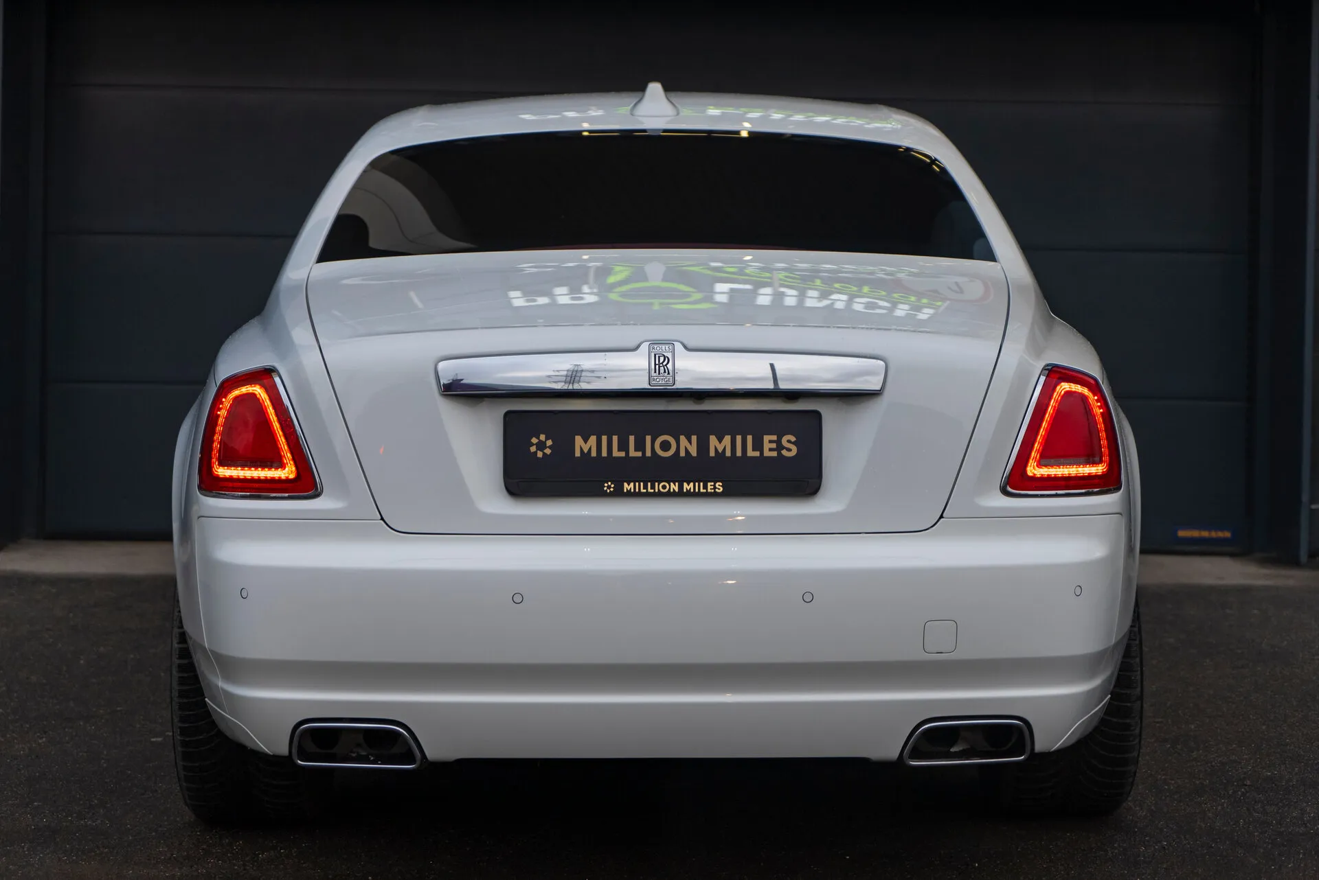 Rolls-Royce Ghost — 6