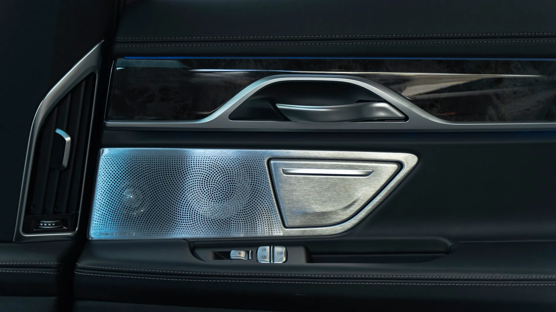 BMW 7 Серии, Vi (G11/G12) Рестайлинг — 3