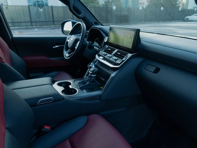 Toyota Land Cruiser, 300 Series - 10